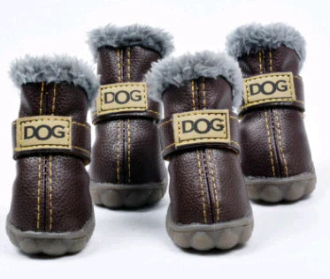 Cosy Dog Snow Boots With A Leather Look