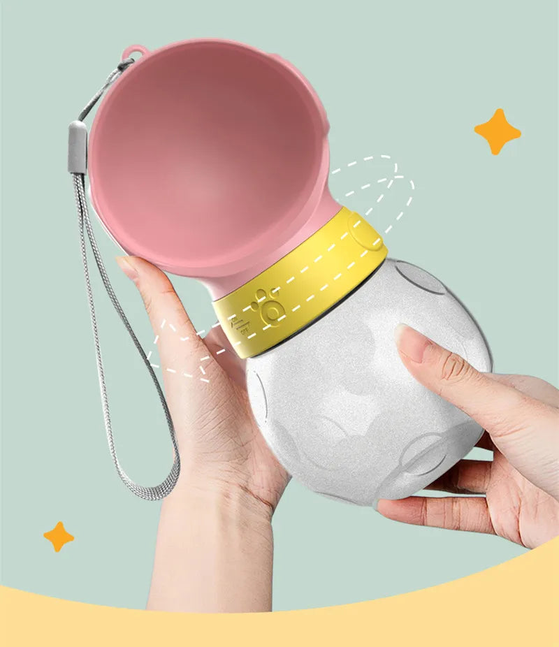 Space Treat Dispenser for Dogs and Cats - Interactive Toy