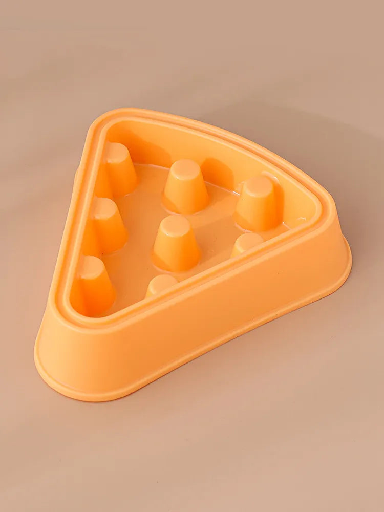 Interactive Food Dispenser For Dogs In Triangular Shape