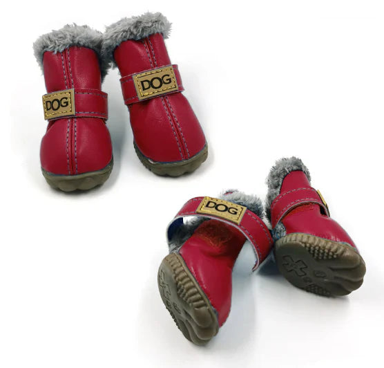 Cosy Dog Snow Boots With A Leather Look