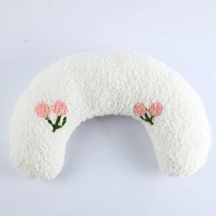 Orthopaedic U - Shaped Dog Cushion