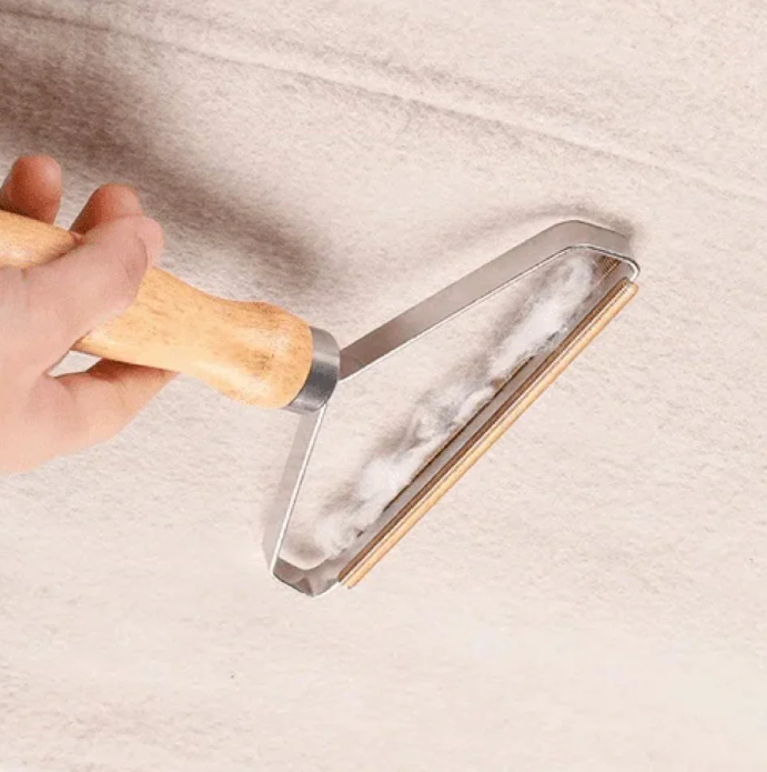 Set Of 2 Portable Lint Removers