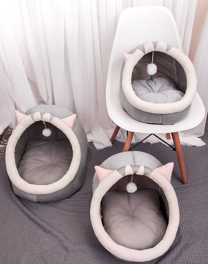 Cuddly Cat Bed Cave - Soft Iglo With Ears Play Ball
