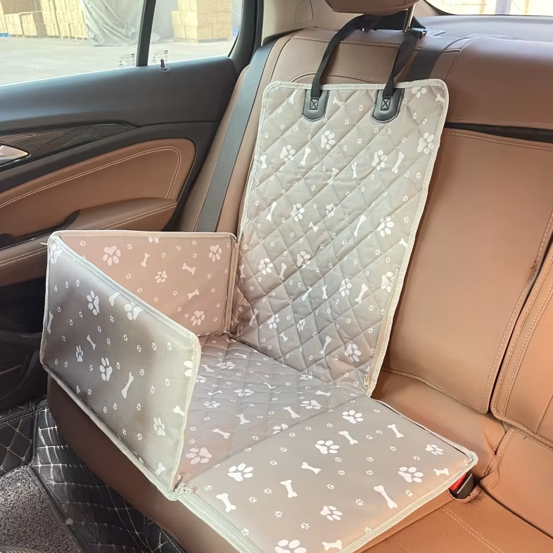 Waterproof Car Seat for Dogs - Non - Slip Protective Mat with Raised Edge Safety Belt