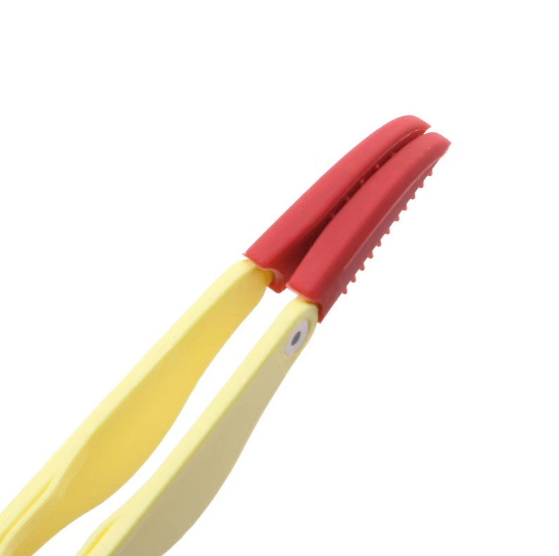 Tick Tweezers For Pets - Precise, Gentle Removal
