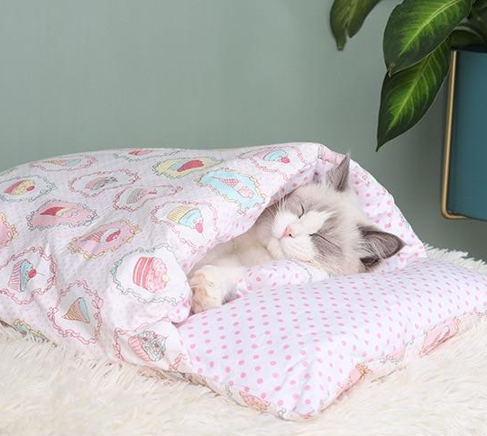 Cuddly Cat Sleeping Bag