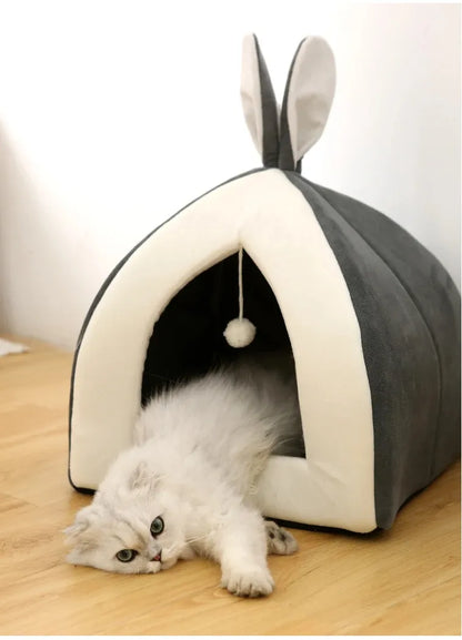 Cuddly And Cosy – Soft Cat Bed In Cave Shape With Play Ball