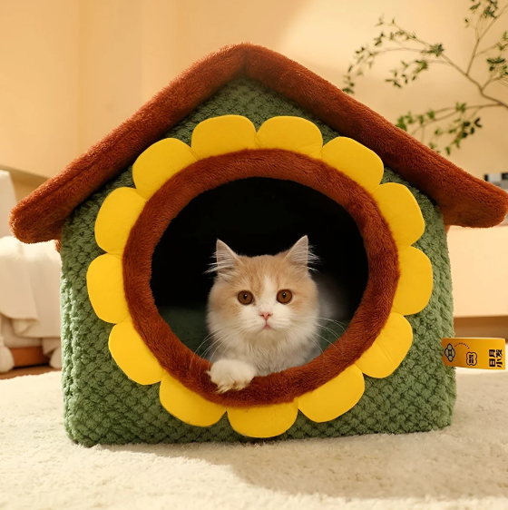 Cosy Cat Plush Tent Bed
