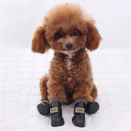 Cosy Dog Snow Boots With A Leather Look